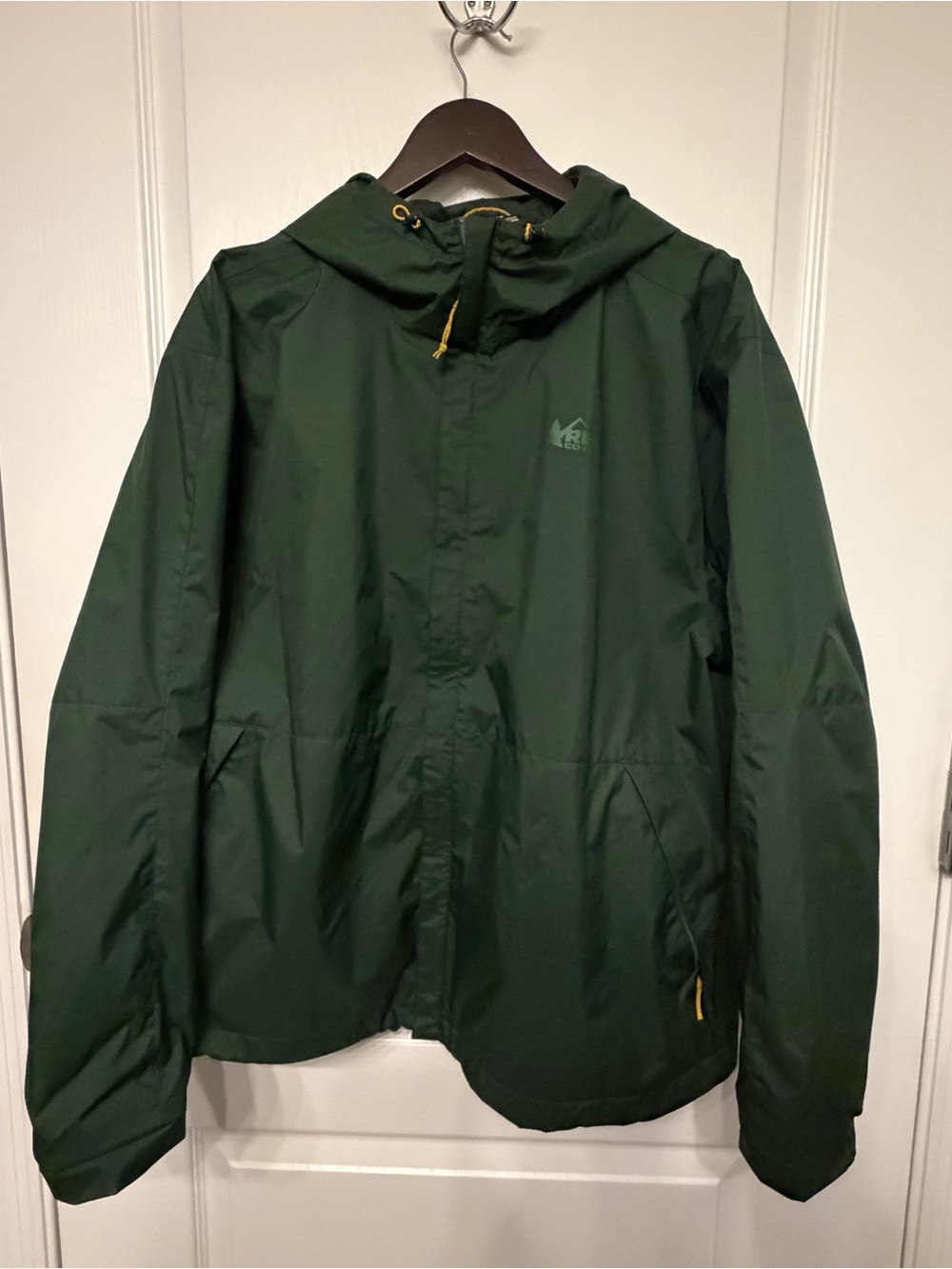 NWOT REI Women’s Forest Green Hooded Rain Jacket 1X